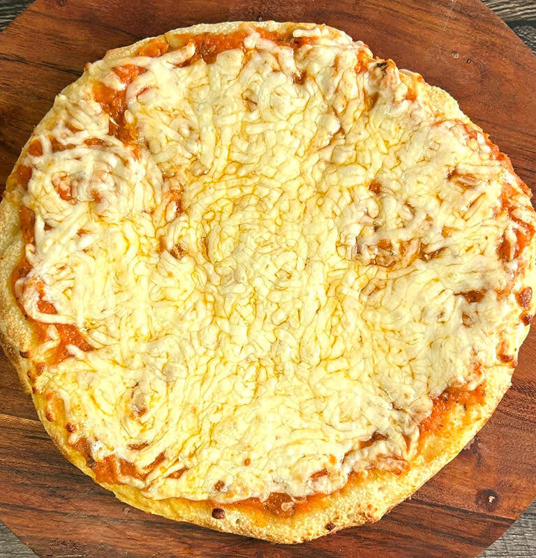 Cheesy Margherita Pizza 16"